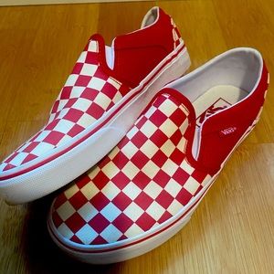 Vans slip on size 7